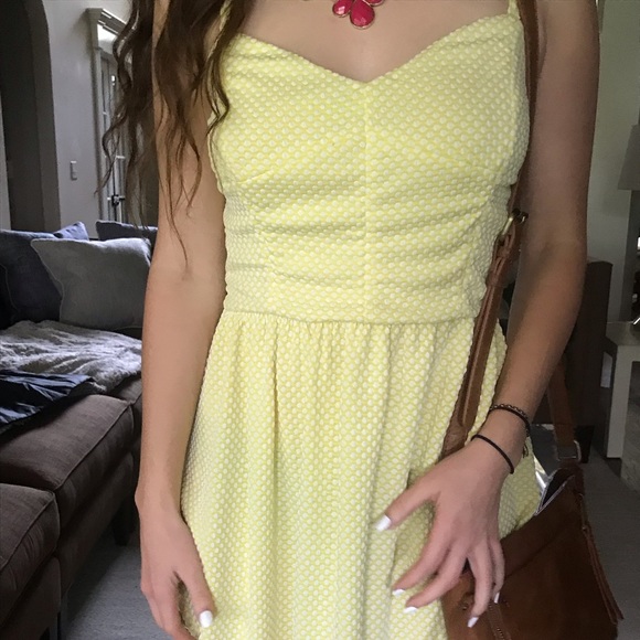 Yellow sundress - Picture 2 of 6